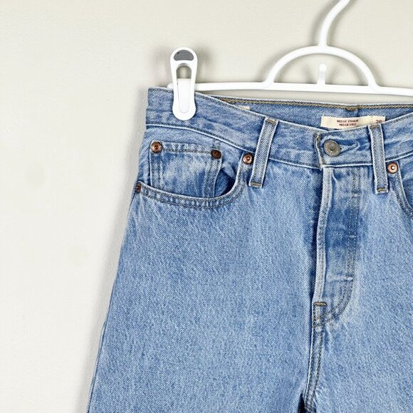 Levi's Wedgie Straight Raw Hem Jeans Light Wash - Picture 4 of 16